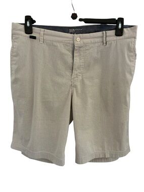 Nike Men's Light Gray Pinstripe Performance Shorts Size 35